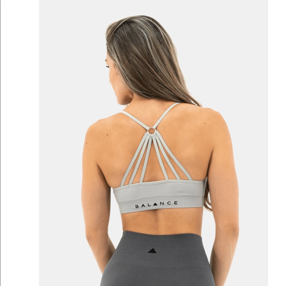 The Flow Bra - Light Graphite